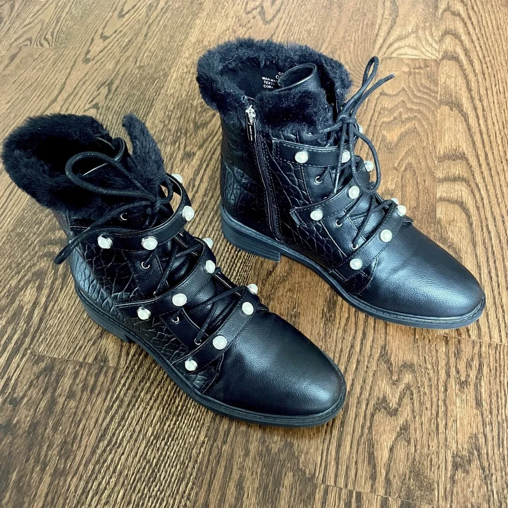 Vince Camuto Girl’s Bootie - super cute & stylish!